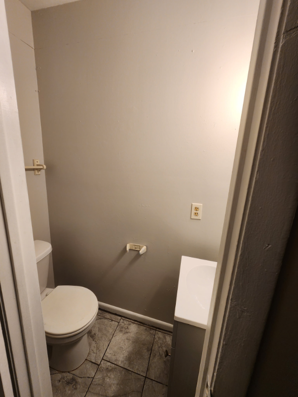 1802 Hartsfield Rd #C - Photo 7 of 14