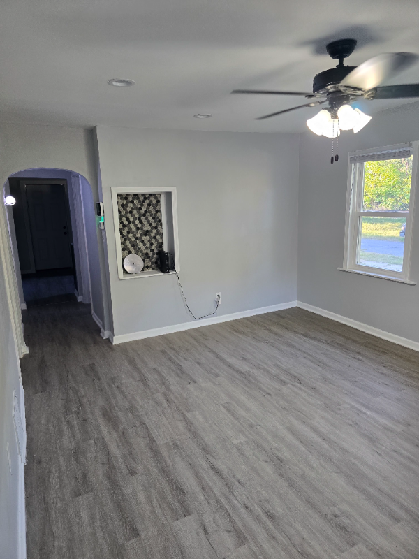 1040 Polk St - Photo 7 of 20