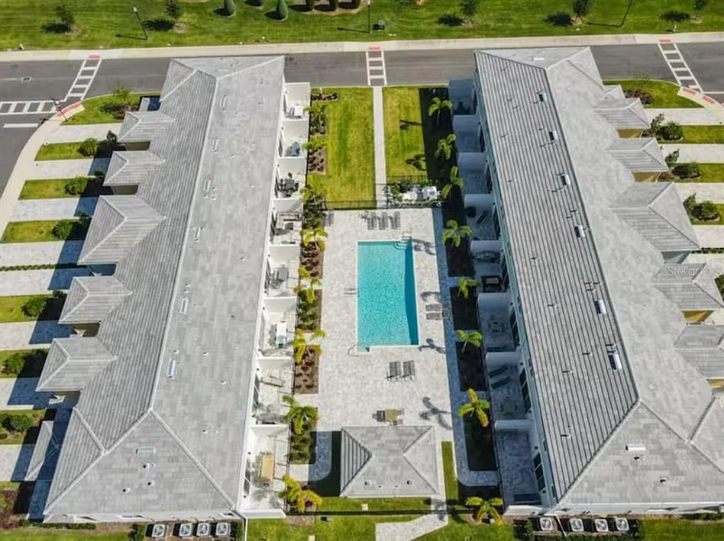 856 Driving Range Ct - Photo 2 of 12