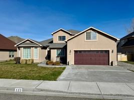 featured image of 122 Erica Dr