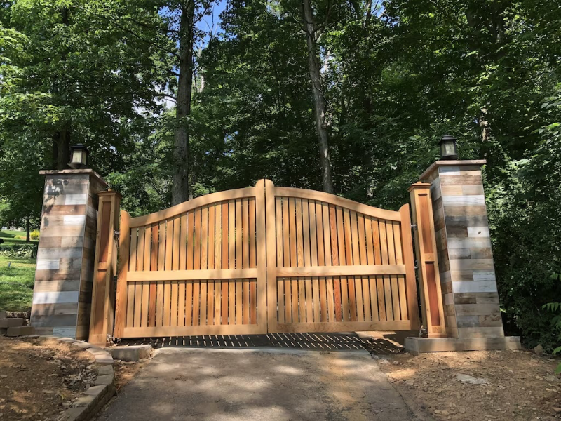 3880B Point Of Rocks Rd - Photo 4 of 36