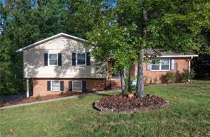 featured image of 1010 Cedar Holw