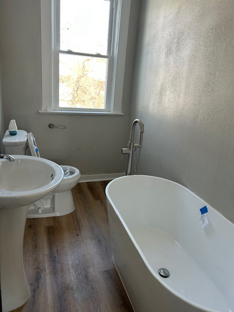 1238 Church Ave - Photo 6 of 11