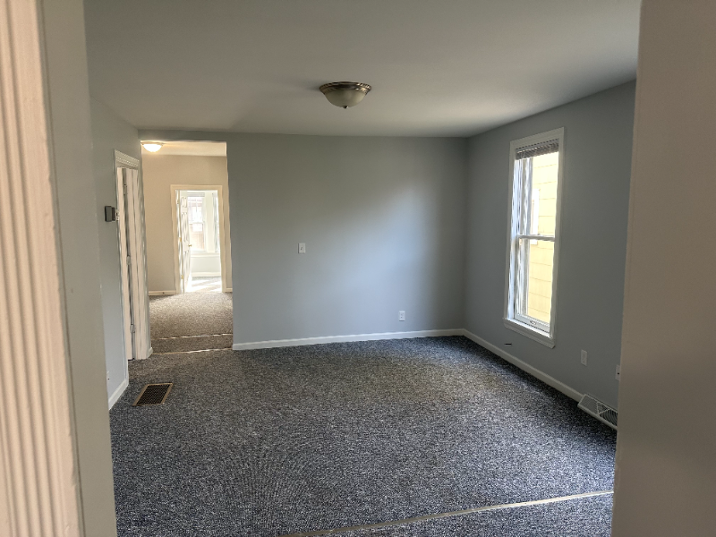 2724 Union St #1 - Photo 5 of 11