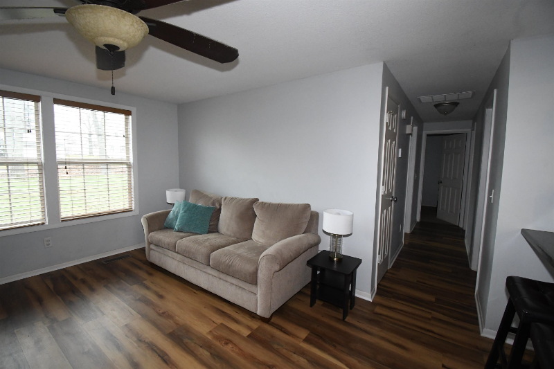 4251 Scokian Dr - Photo 5 of 19