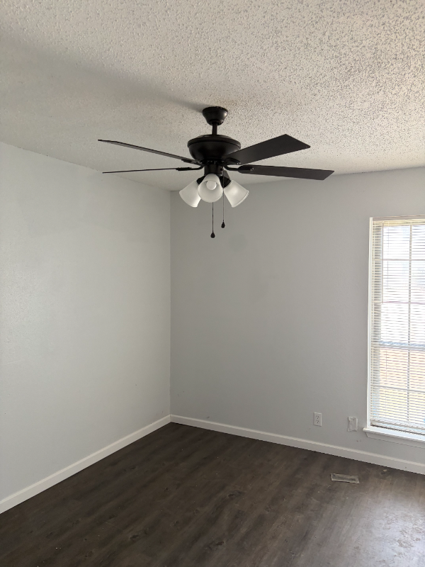 3602 Bremen St - Photo 3 of 12