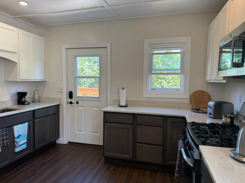 71 Willard Ave #3 - Photo 4 of 14