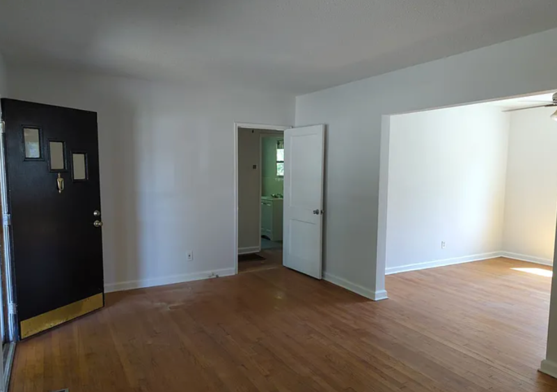 100 Rees Ave - Photo 4 of 18