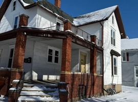 featured image of 1410 6th Ave #1