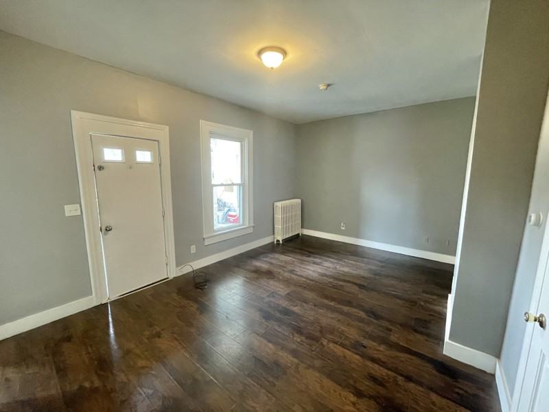 1 Mcnaughton Ave #D - Photo 2 of 8