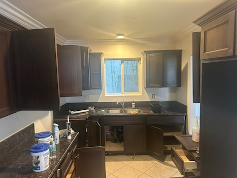 11013 S Broadway - Photo 3 of 12