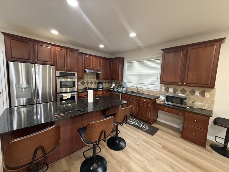 830 Pimlicon Pl - Photo 4 of 8