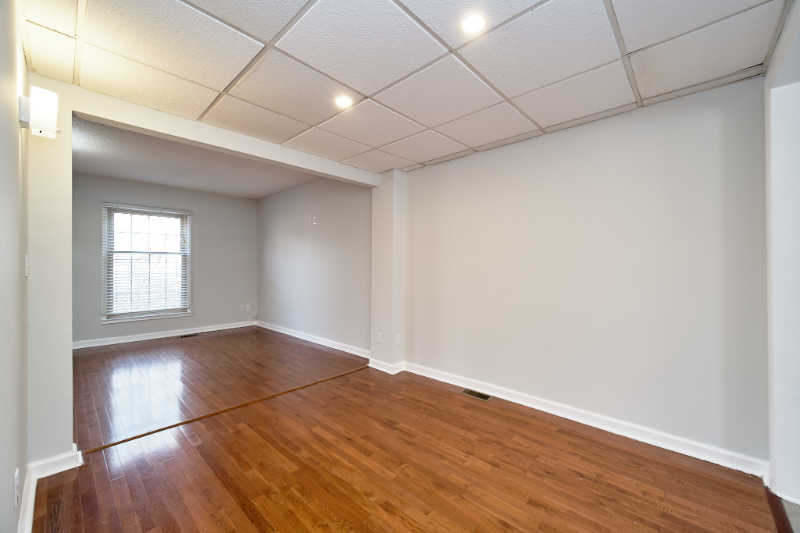 3221 Regents Park Ln #A - Photo 4 of 20