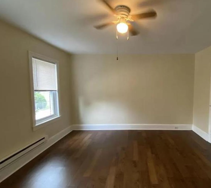 4725 Leiper St #3 - Photo 6 of 9