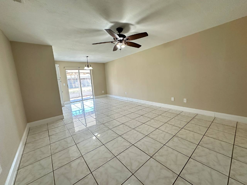 27 W Country Cove Way - Photo 4 of 20