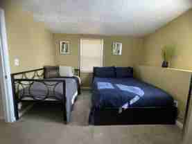 888 W Lombard St #B - Photo 1 of 1