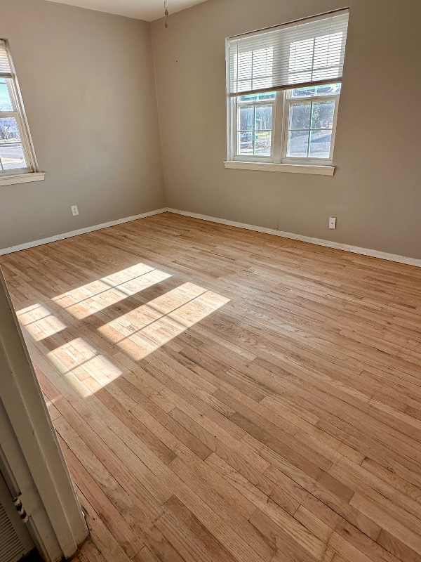 212 S Fillmore St #B - Photo 2 of 10