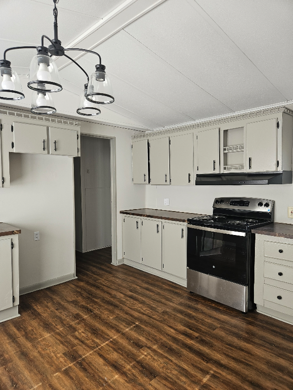 109 Cottondale Rd - Photo 3 of 10