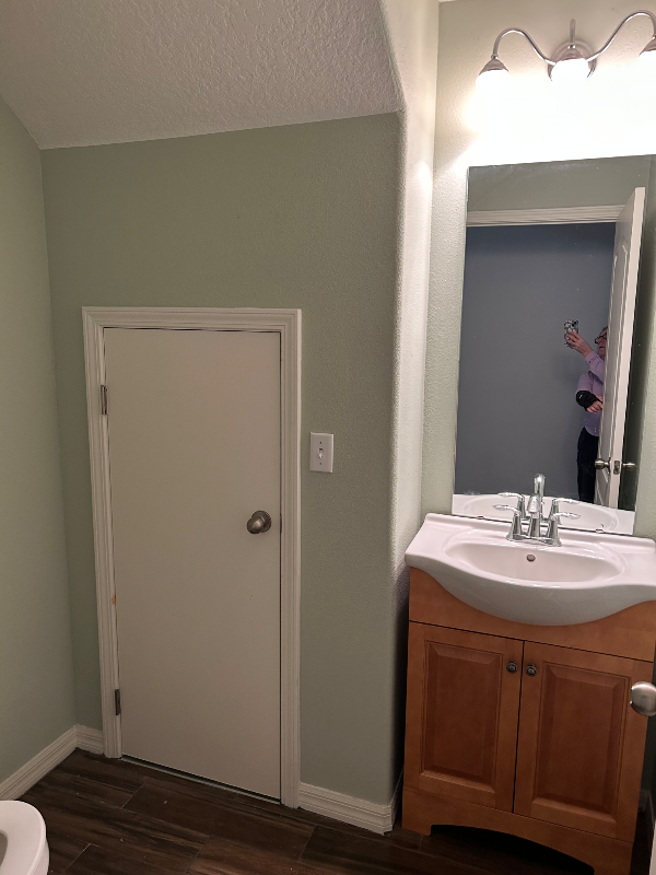 12906 Trade Port Pl - Photo 2 of 6