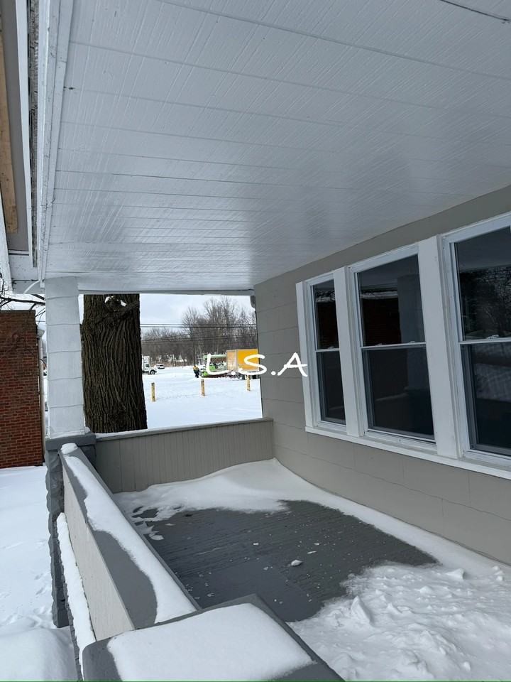 17421 Broadway Ave - Photo 3 of 14