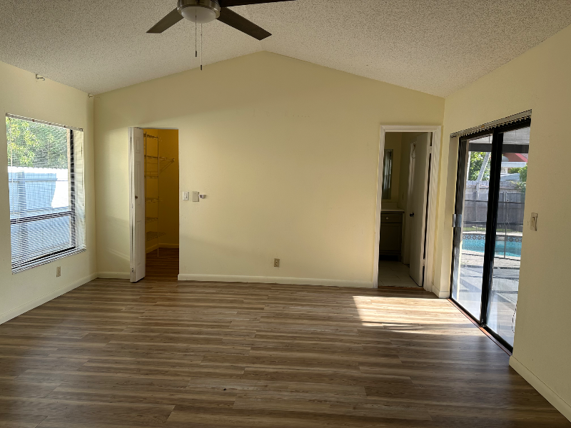 8208 Sw 12th Pl - Photo 5 of 10