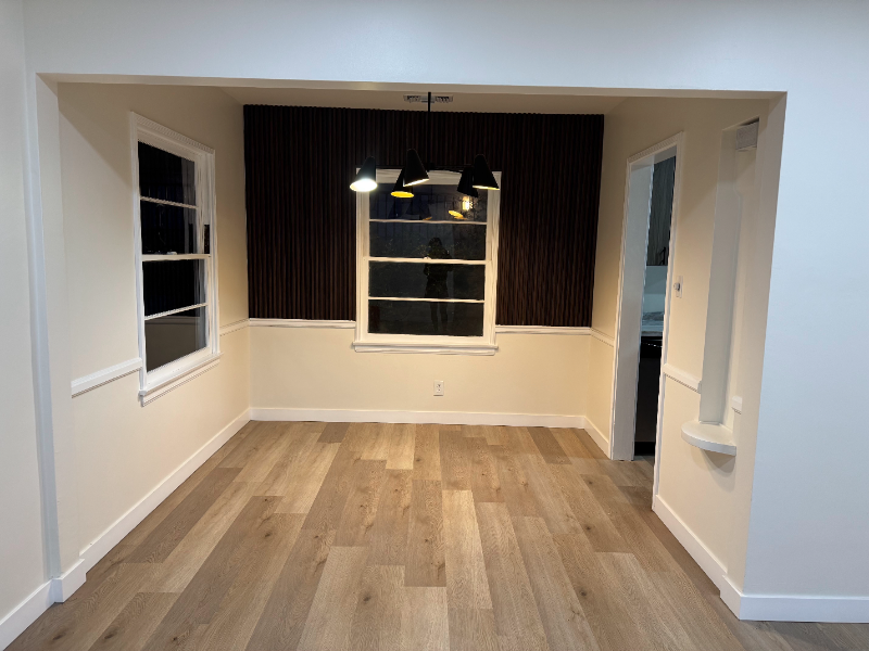 13345 Burbank Blvd - Photo 4 of 12