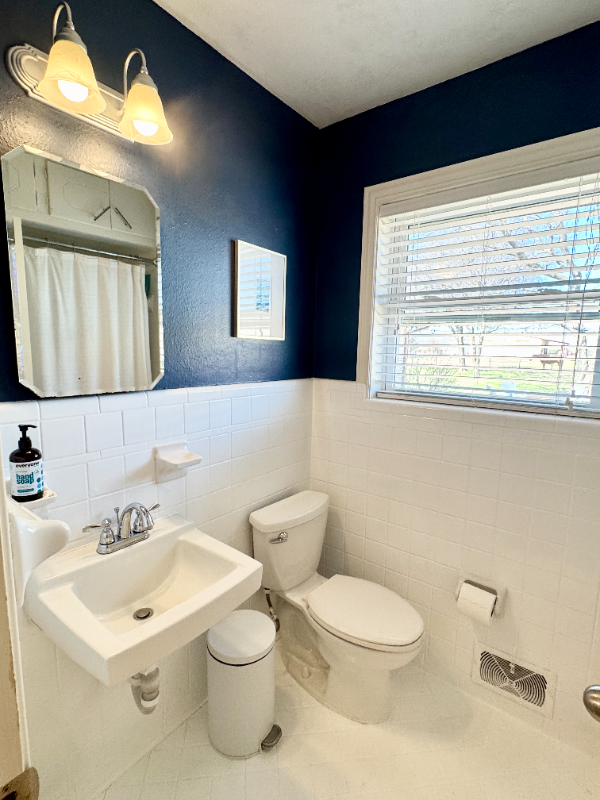 880 Estelle Ln - Photo 4 of 14