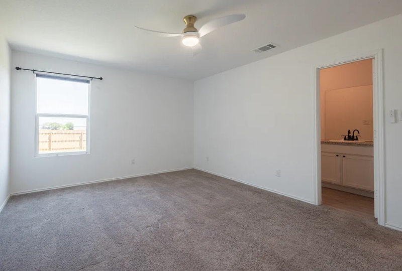 9051 Navarro Vis - Photo 5 of 20