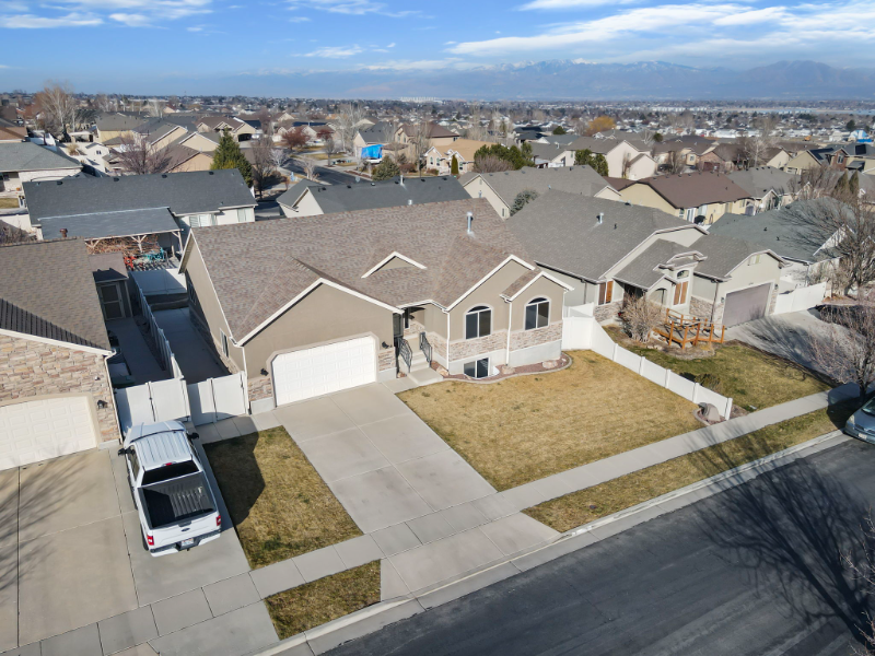 5758 W Lugano Dr - Photo 2 of 20