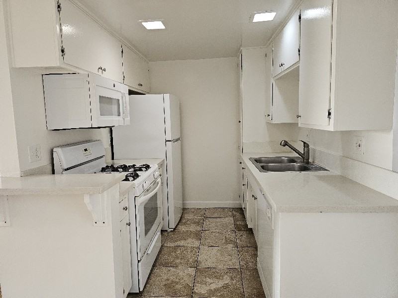 20810 Amie Ave #9 - Photo 2 of 24