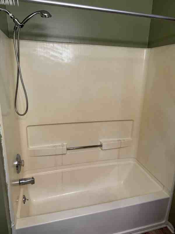 1016 Wheelock Rd - Photo 3 of 13