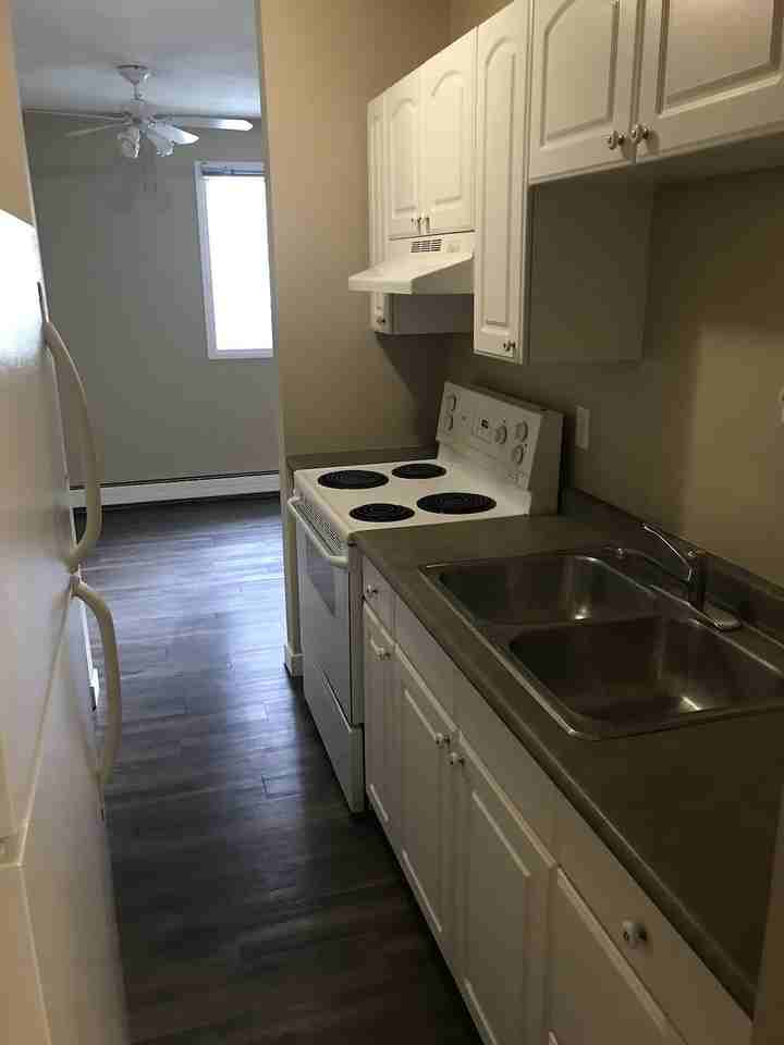 Sunshine Terrace in Mission! - Photo 2 of 22