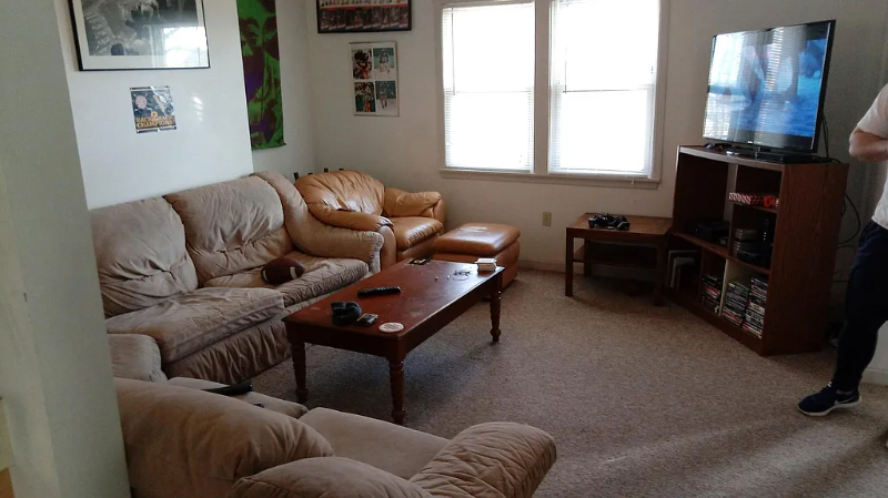 136 Boggs Ave - Photo 2 of 10