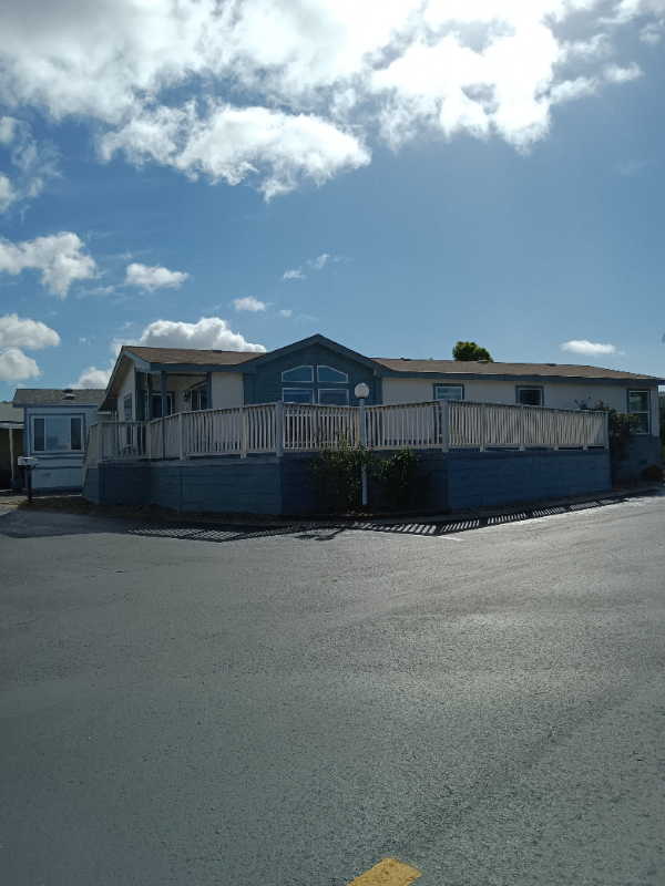 319 N Highway #34 - Photo 2 of 4