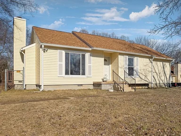 320 Belinda Pkwy - Photo 2 of 20