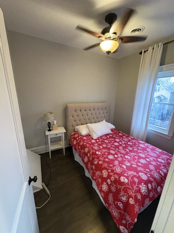 3049 N Leavitt St #2 - Photo 3 of 18