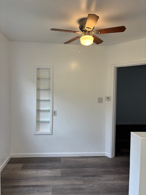 4259 1/2 Garthwaite Ave - Photo 3 of 14