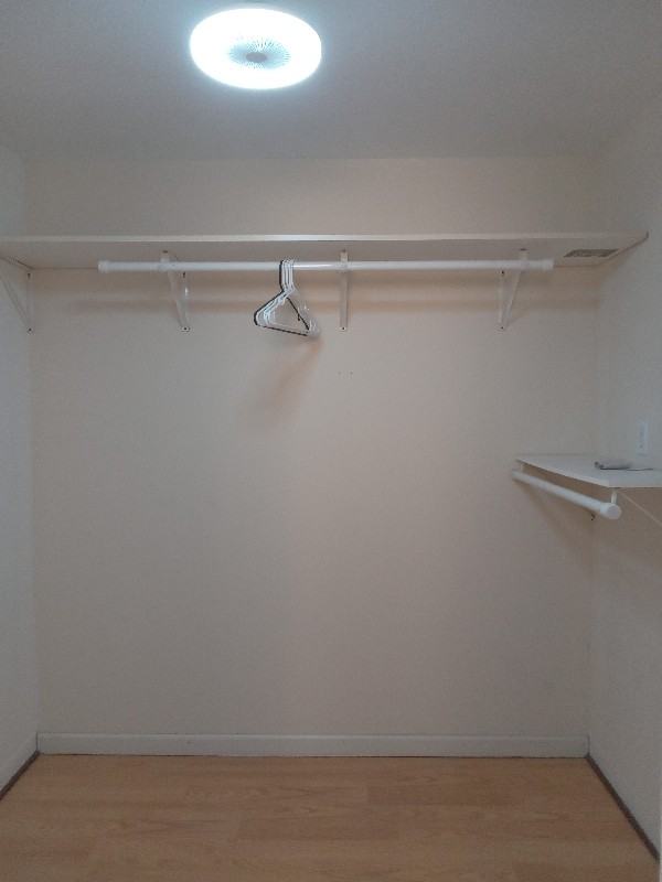 207 E Grand St #A - Photo 7 of 11