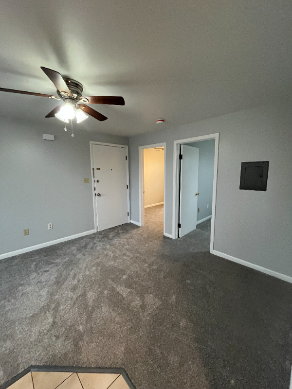 30 Carolyn Ter #B - Photo 3 of 18