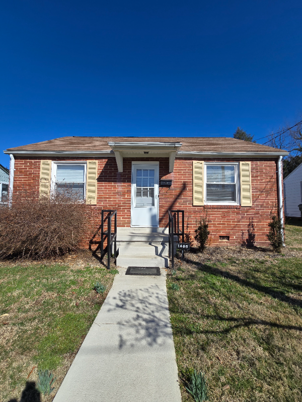 1405 Newton St - Photo 6 of 6