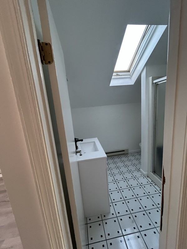 1814 Olive St #3 - Photo 7 of 12
