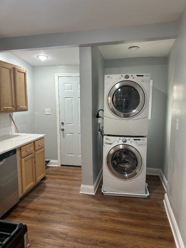 709 Denison St - Photo 4 of 5