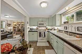 1109 S Walnut St #5 - Photo 1 of 1