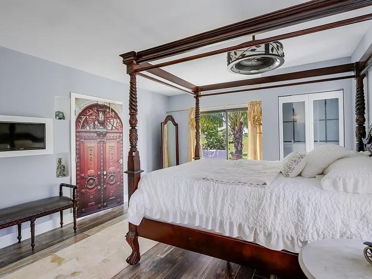 6590 Fountains Cir - Photo 7 of 20