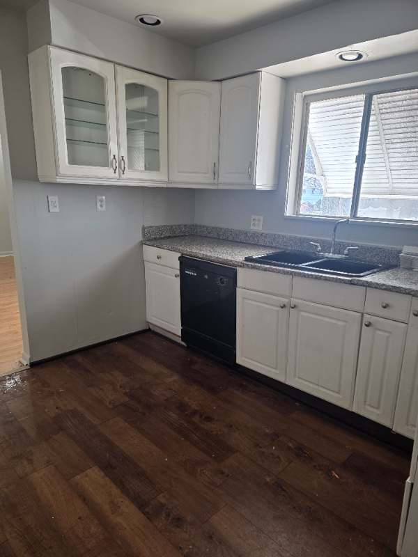 16805 Lipton Ave - Photo 5 of 9