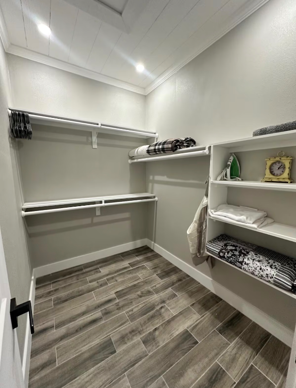 1135 Red Fox Rd - Photo 3 of 19