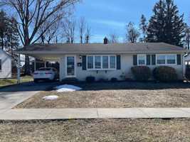 featured image of 16 Theodore Ave