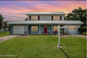 featured image of 942 Chace Ln Ne #1