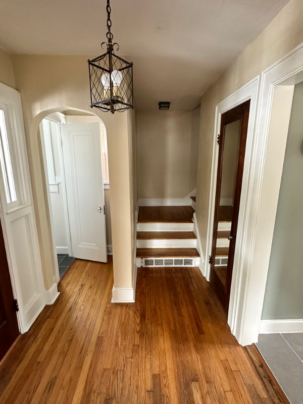 1401 Euclid Ave - Photo 4 of 13