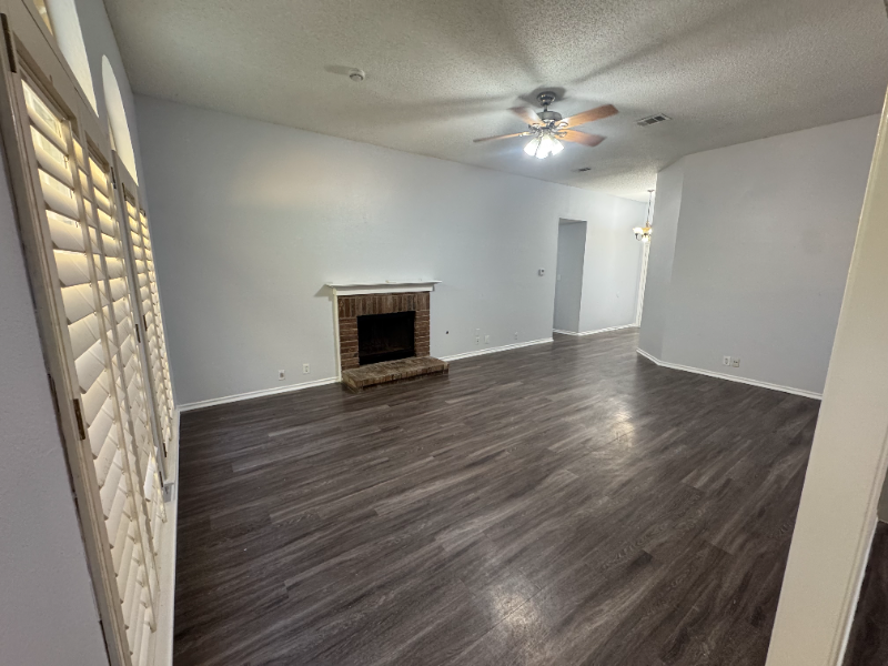 7504 Bear Lake Dr - Photo 4 of 20